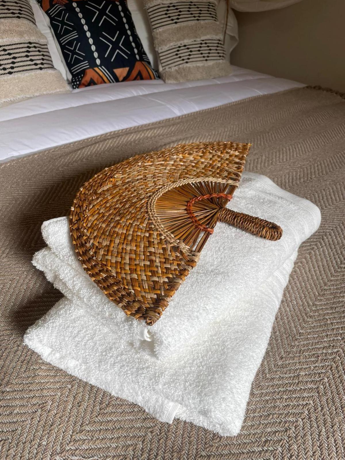 Serengeti Safari Room Sigean Ngoại thất bức ảnh